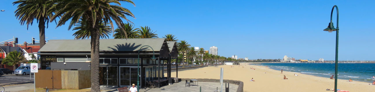 Albert Park & Middle Park dog friendly beaches