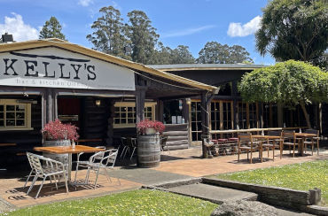 Kelly's Bar and Kitchen