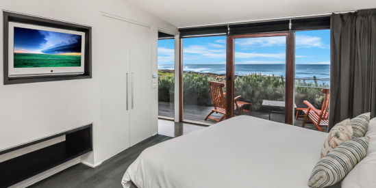 Hearns Beachside Villa 1