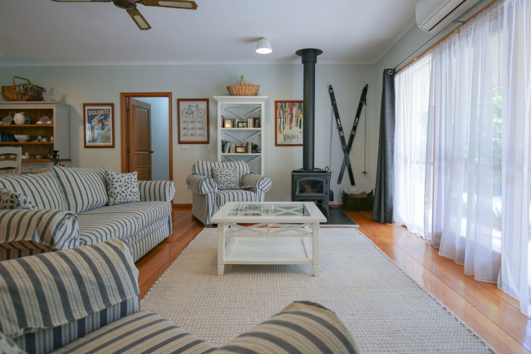 Bright Country Home, Bright