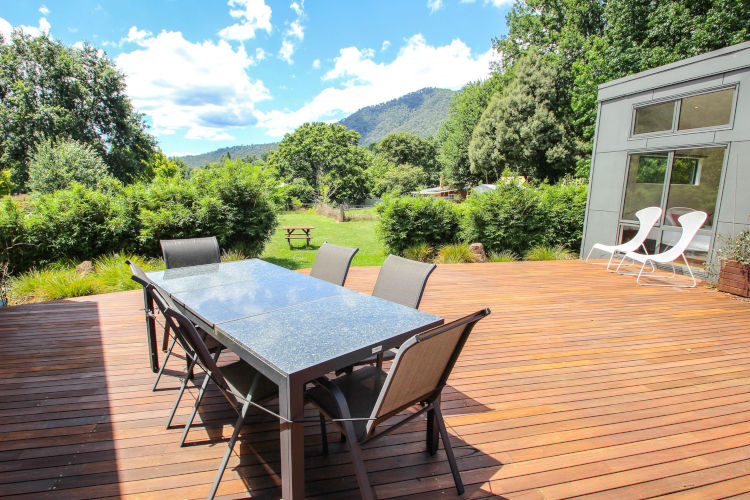 The Base Two, Harrietville
