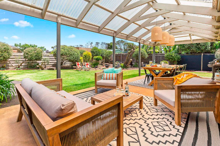 Alkira, Blairgowrie