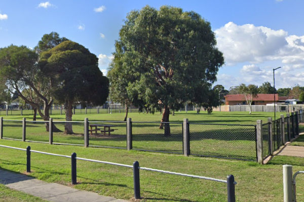 Telopea Reserve dog off-leash park